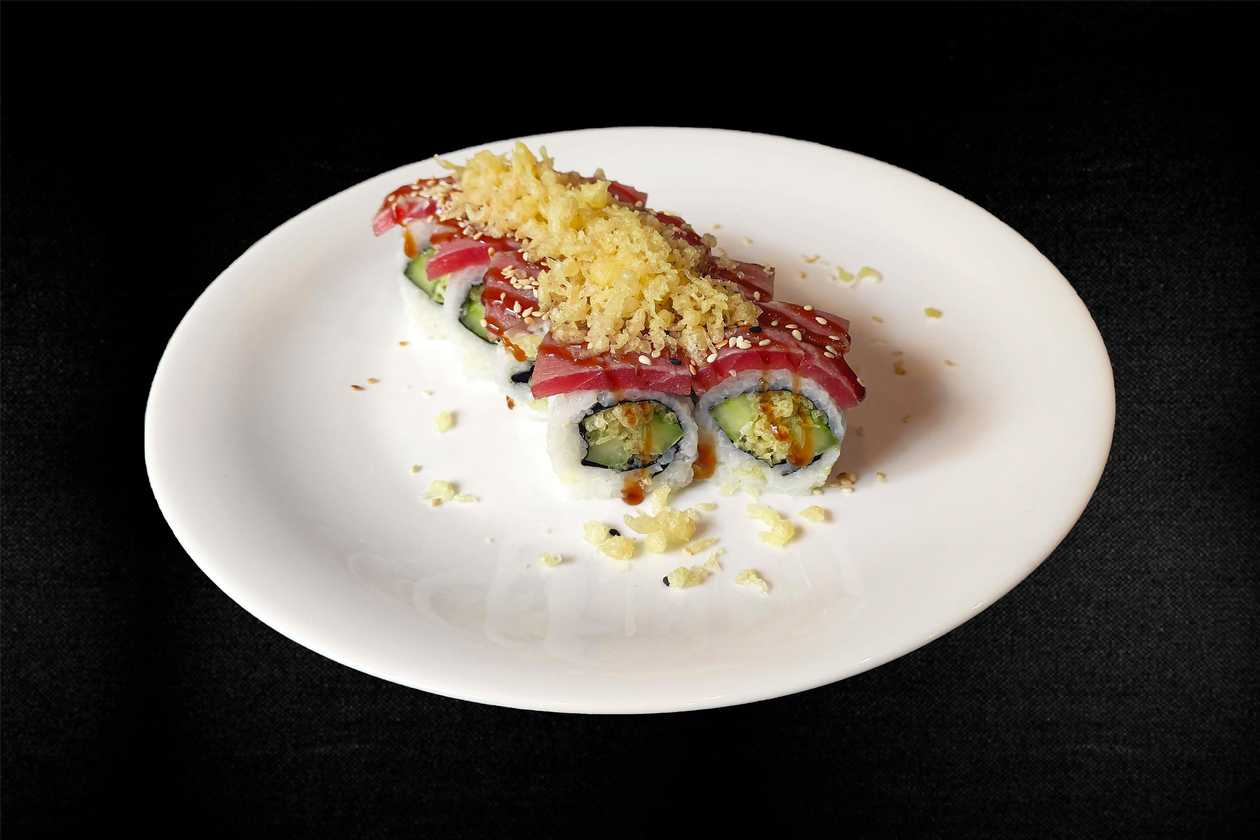 34. With cucumber, tempura, seared tuna