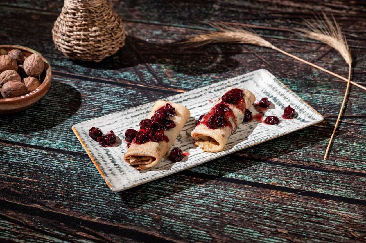 Crepes with jam