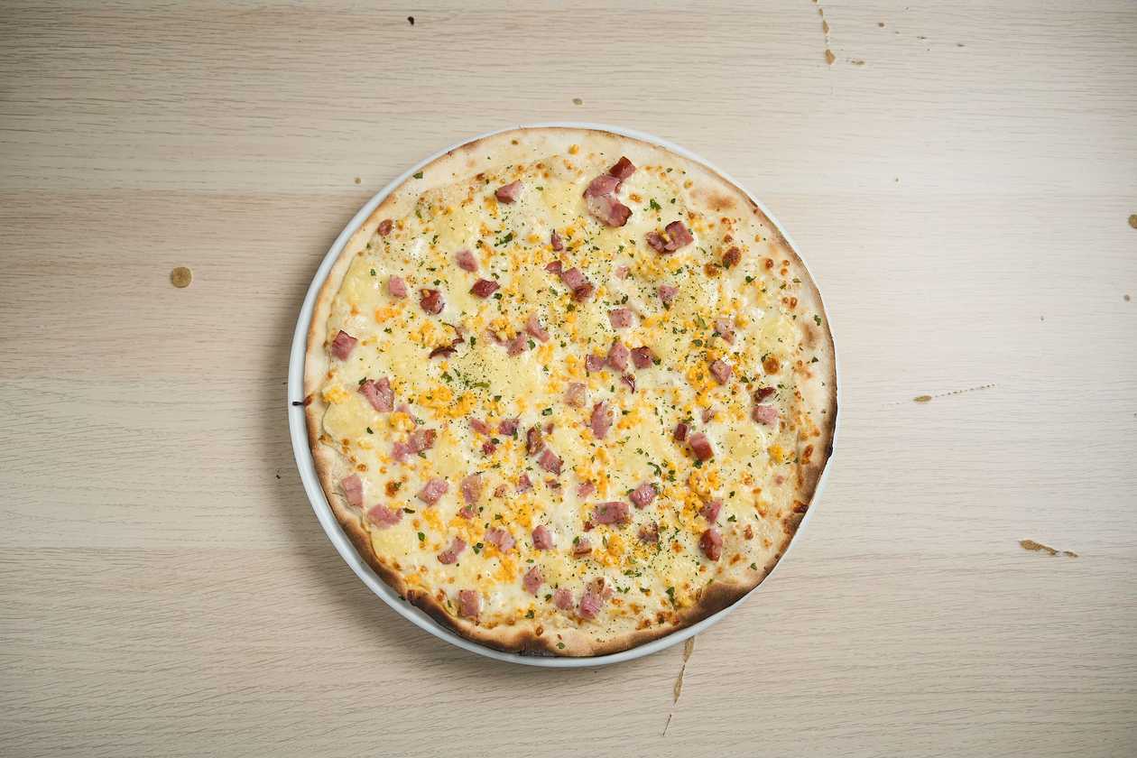 Carbonara Pizza