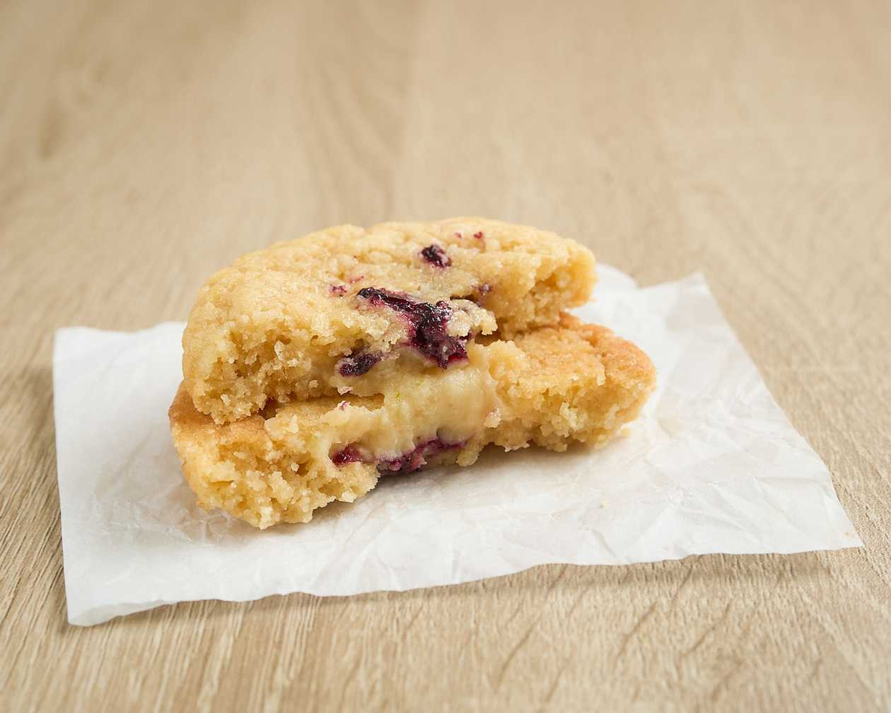 Lime & Red Fruit Cookie