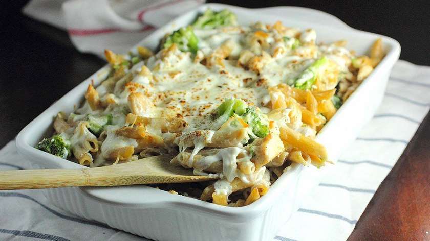 Baked penne with chicken breast