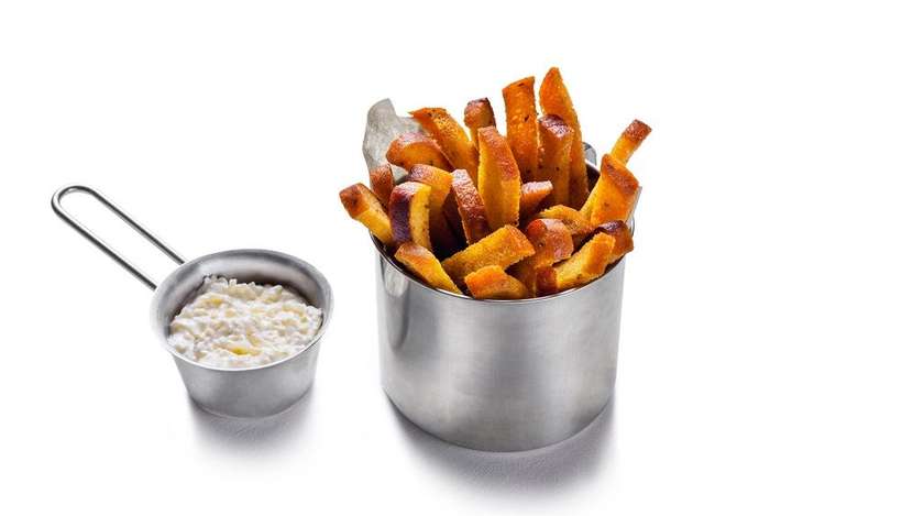 Deep-fried bread with cheese and mayonnaise