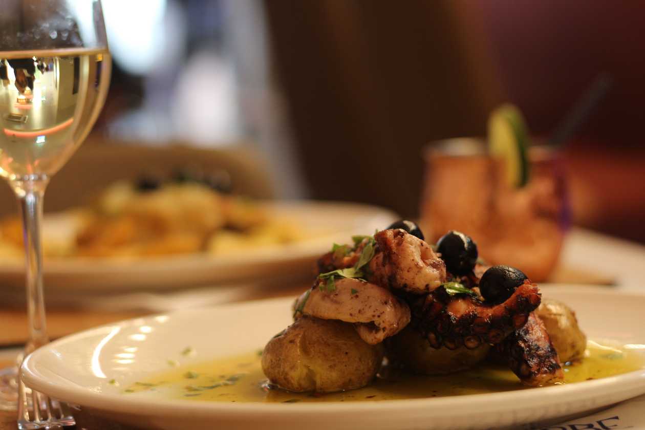Octopus in Olive Oil (dose)