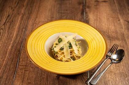 Spaghetti AOP cu anchois