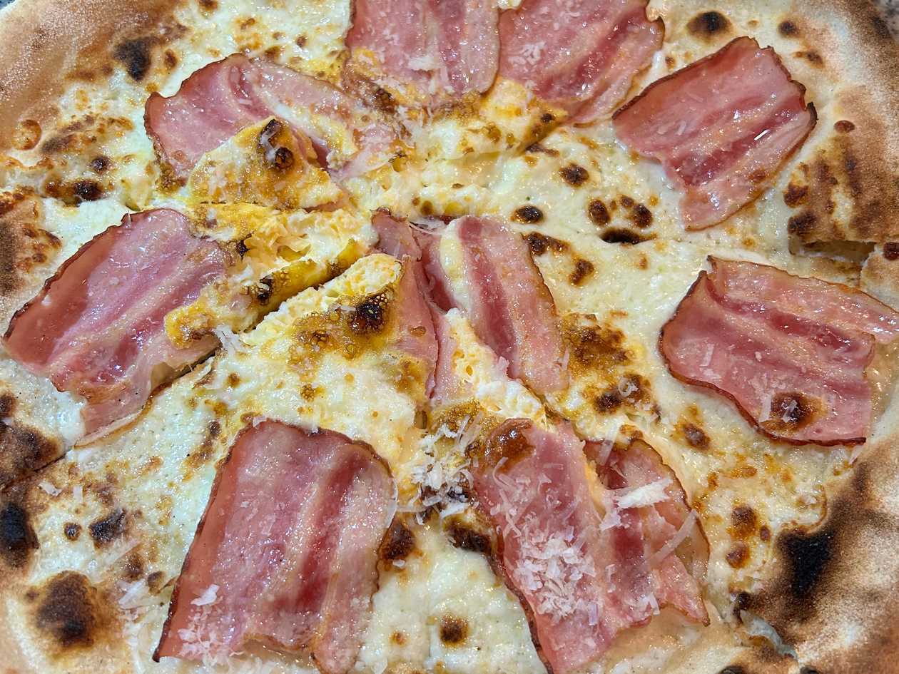 Pizza Carbonara