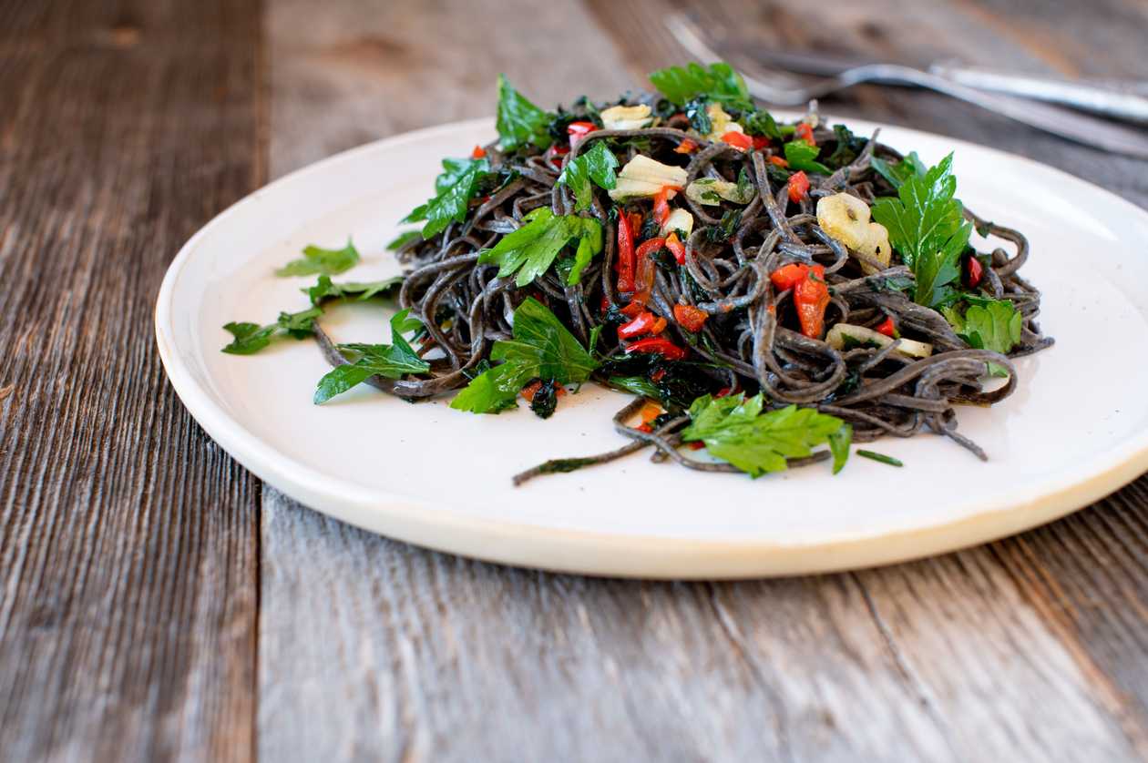 Black Bean Noodles (Jajamyon)