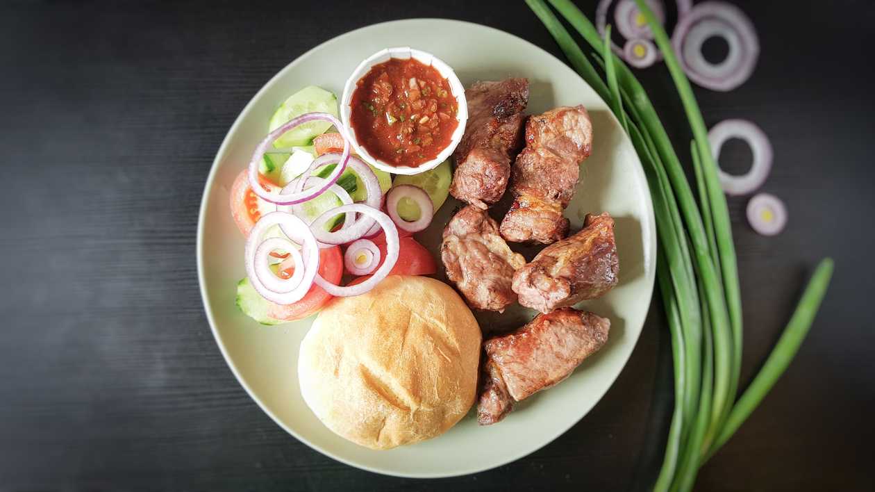 Kartuli Mtsvadi (Kiauliena)