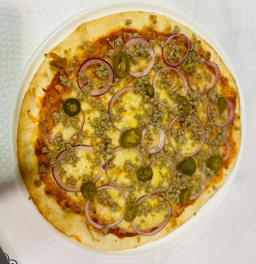 Tuna Pizza