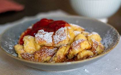 Homemade sweet "TRHANEC"