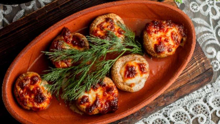 Suluguni with Mushroms from Oven