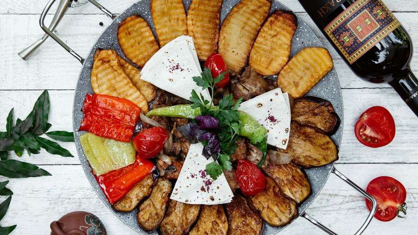 Mixed Saj
