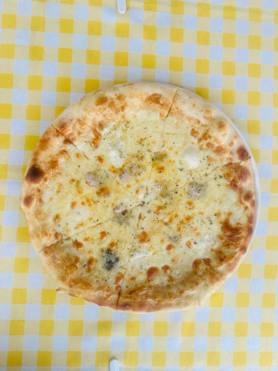 🎁 2-for-1 - Formaggi Cream Pizza