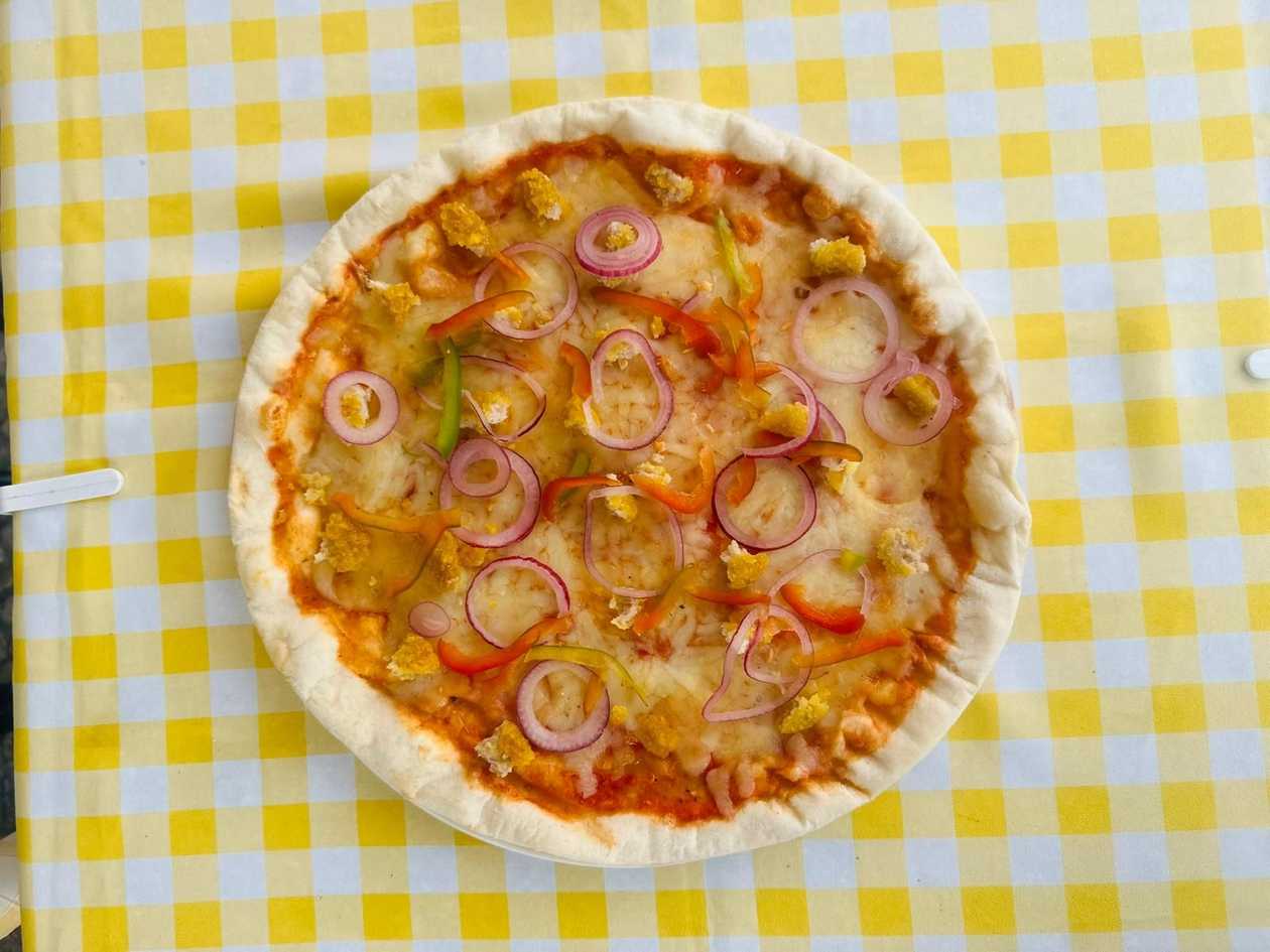 🎁 2-for-1 - Crispy Chicken Pizza