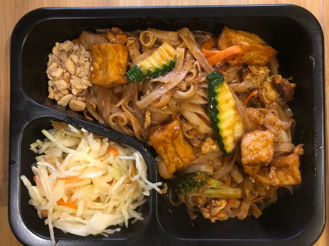 Pad Thai z warzywami i tofu