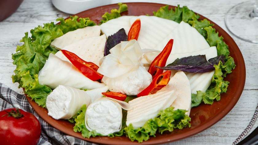 Suluquni Cheese