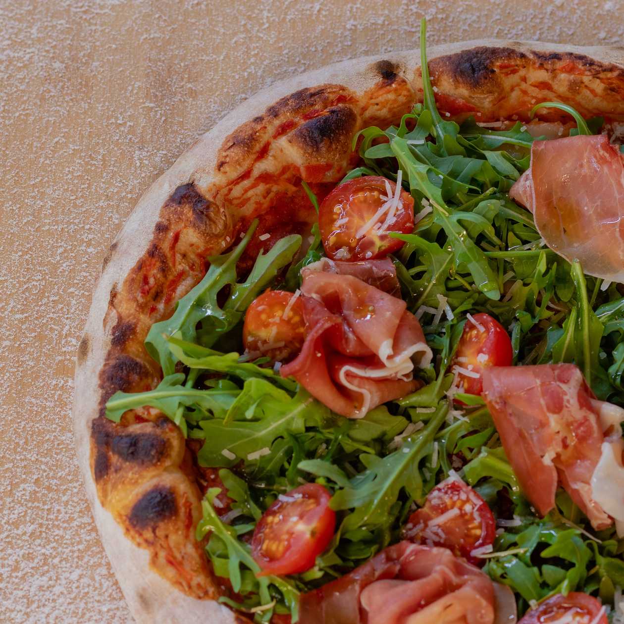 Individual Arugula Pizza
