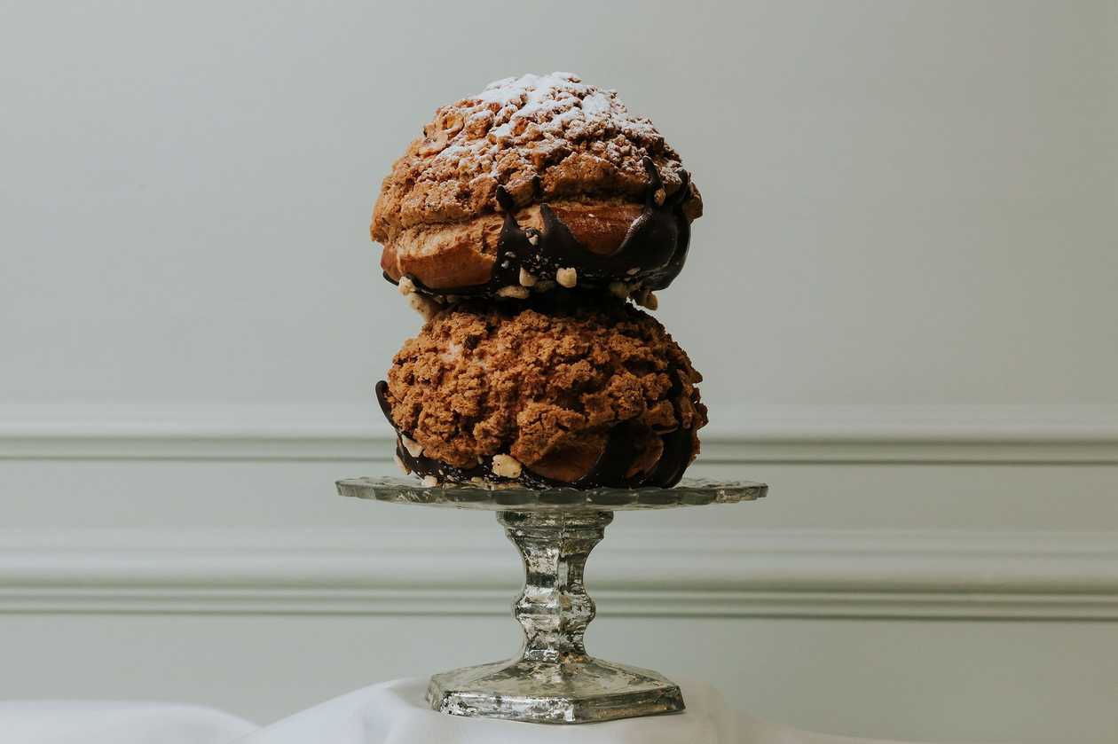 Profiterole with Caramel Cream
