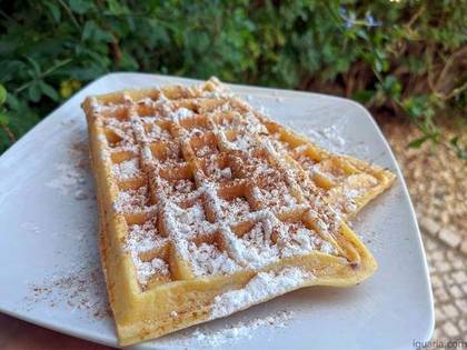 Waffle de Canela e Açúcar