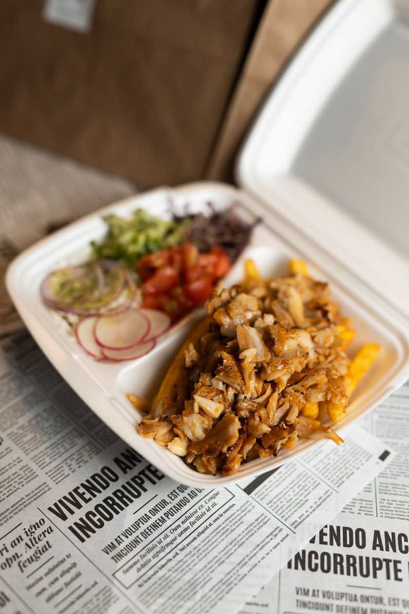 Kebab box with chicken