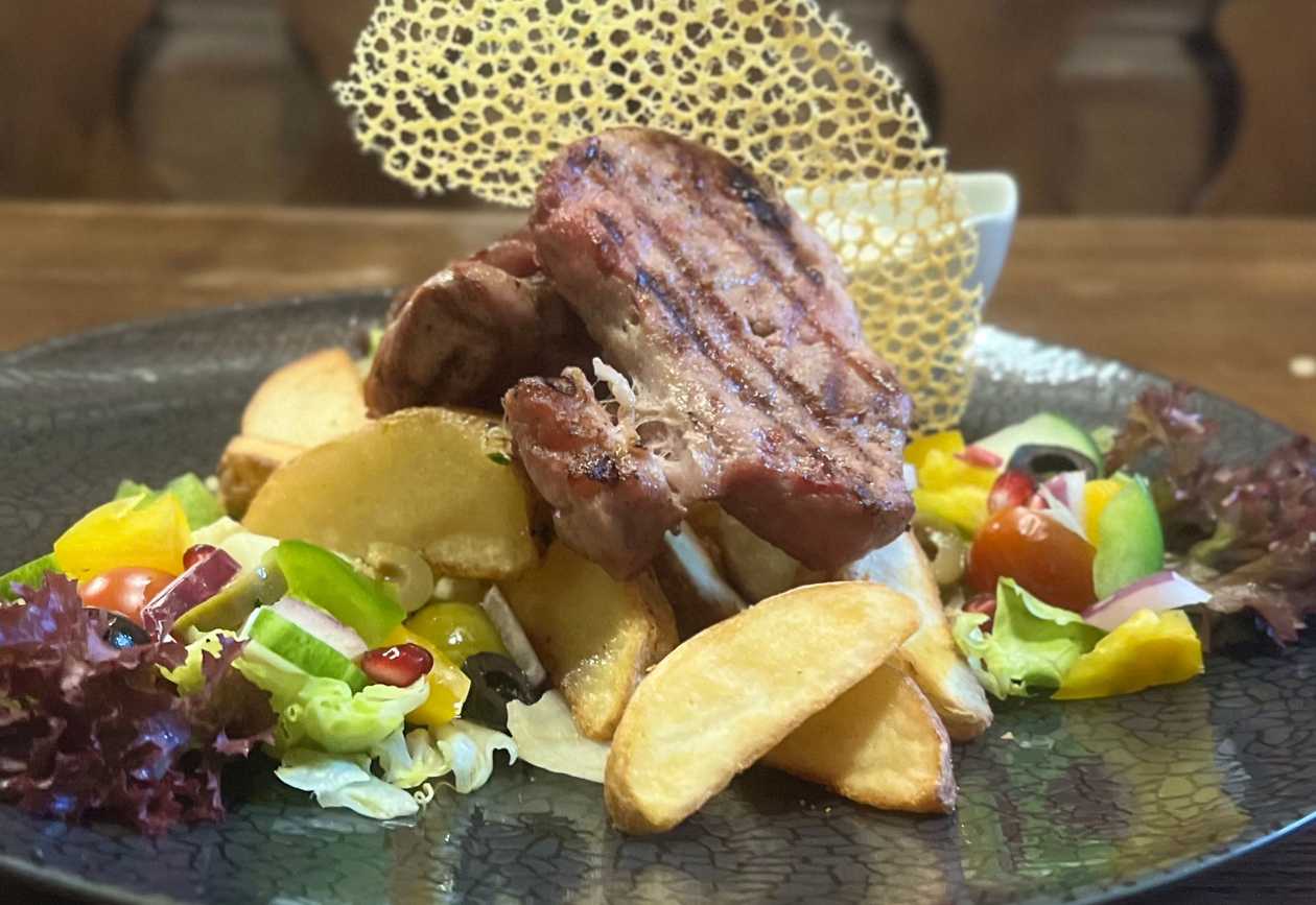 Kiaulienos išpjova su medumi ir garstyčiomis