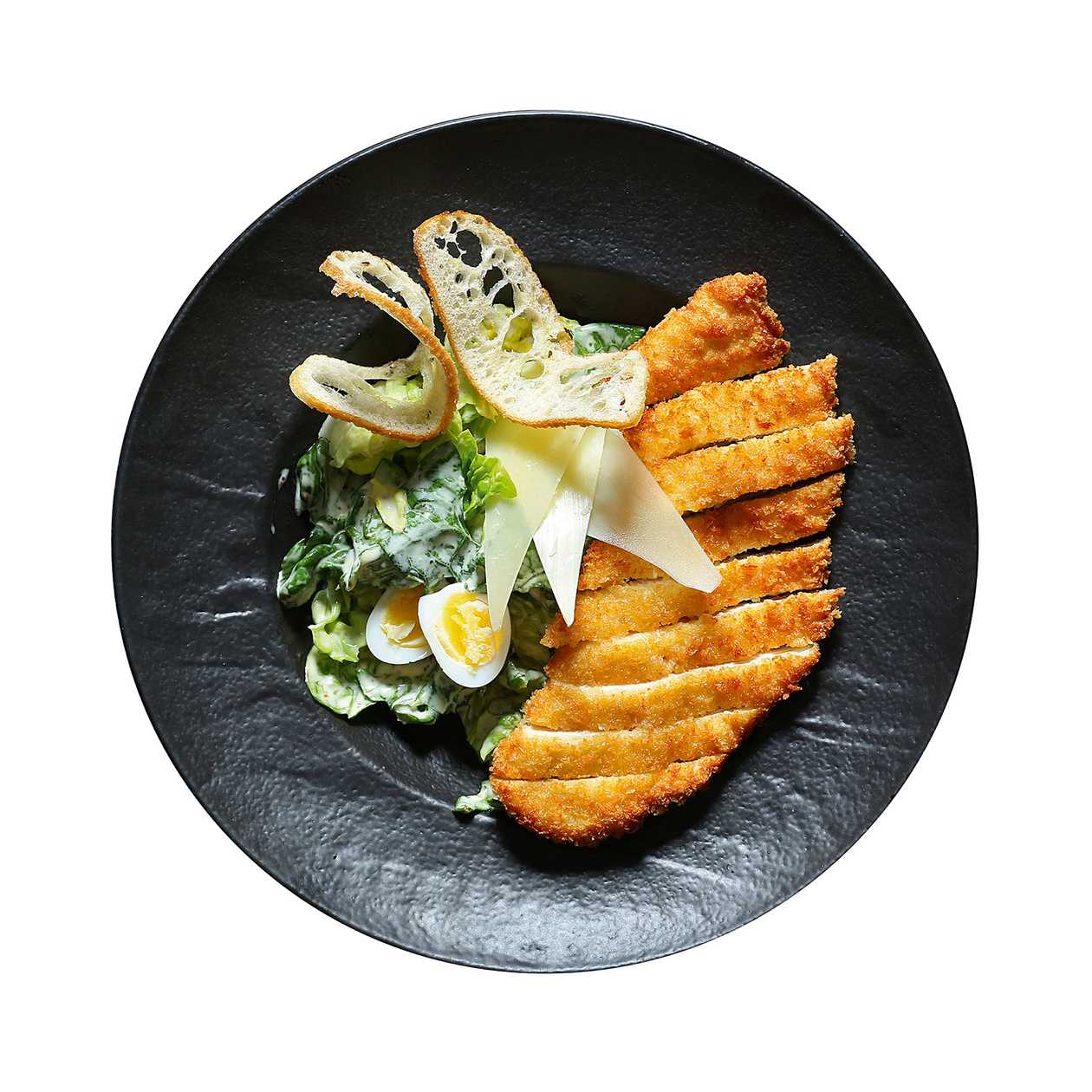 Салат «Цезарь» с хрустящими кусочками курицы