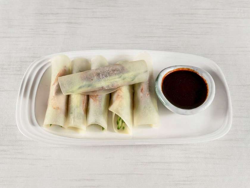 D6 Roll with crispy duck