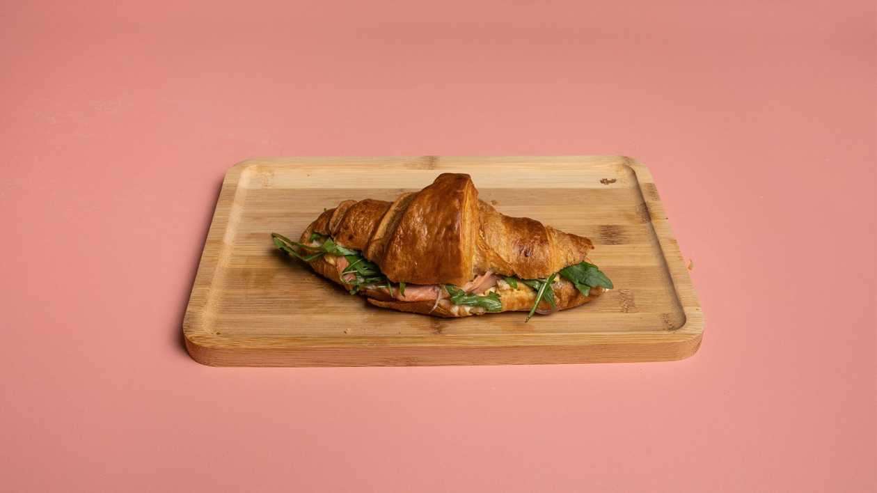 Salmon Croissant (E/L/F/G, Sd)