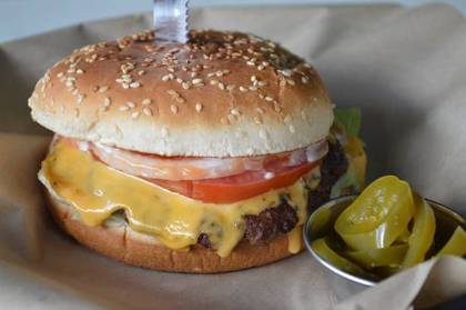 Jalapeño Beef Burger with Guacamole