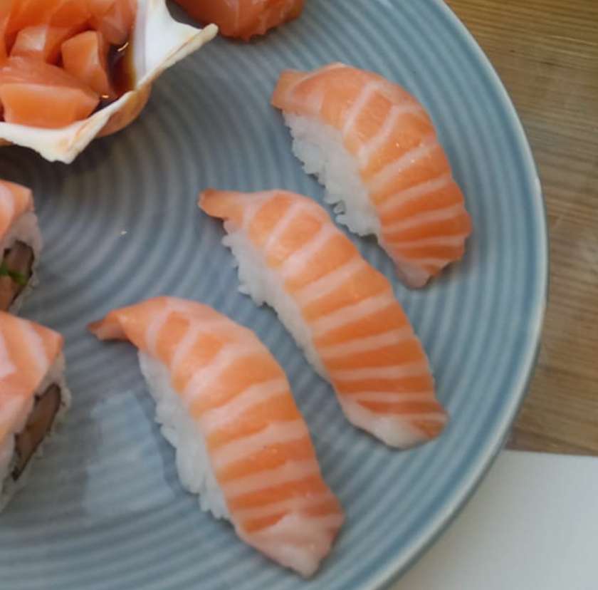 Salmon Nigiri