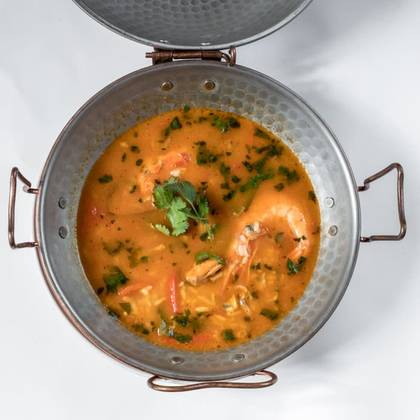 Cataplana da casa com peixe (2p.)