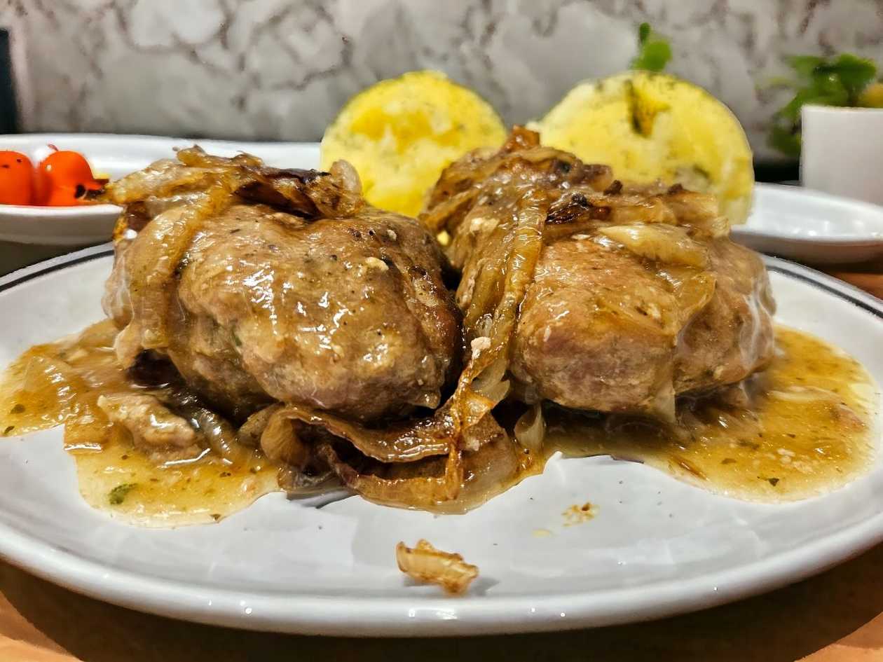 Rumsztyk w cebuli
