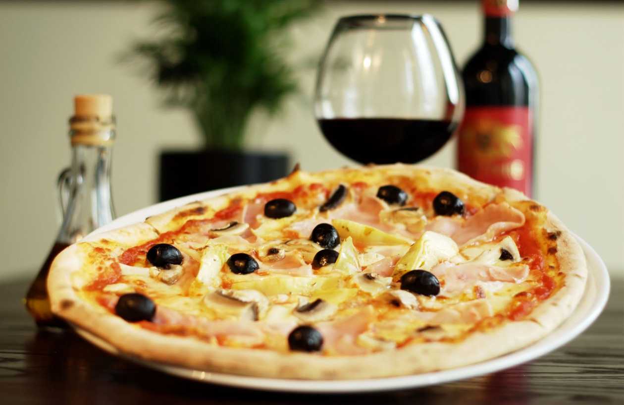 Pizza quattro stagioni