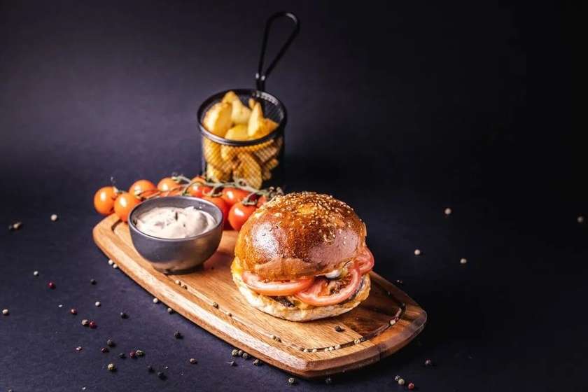 Tomato burger