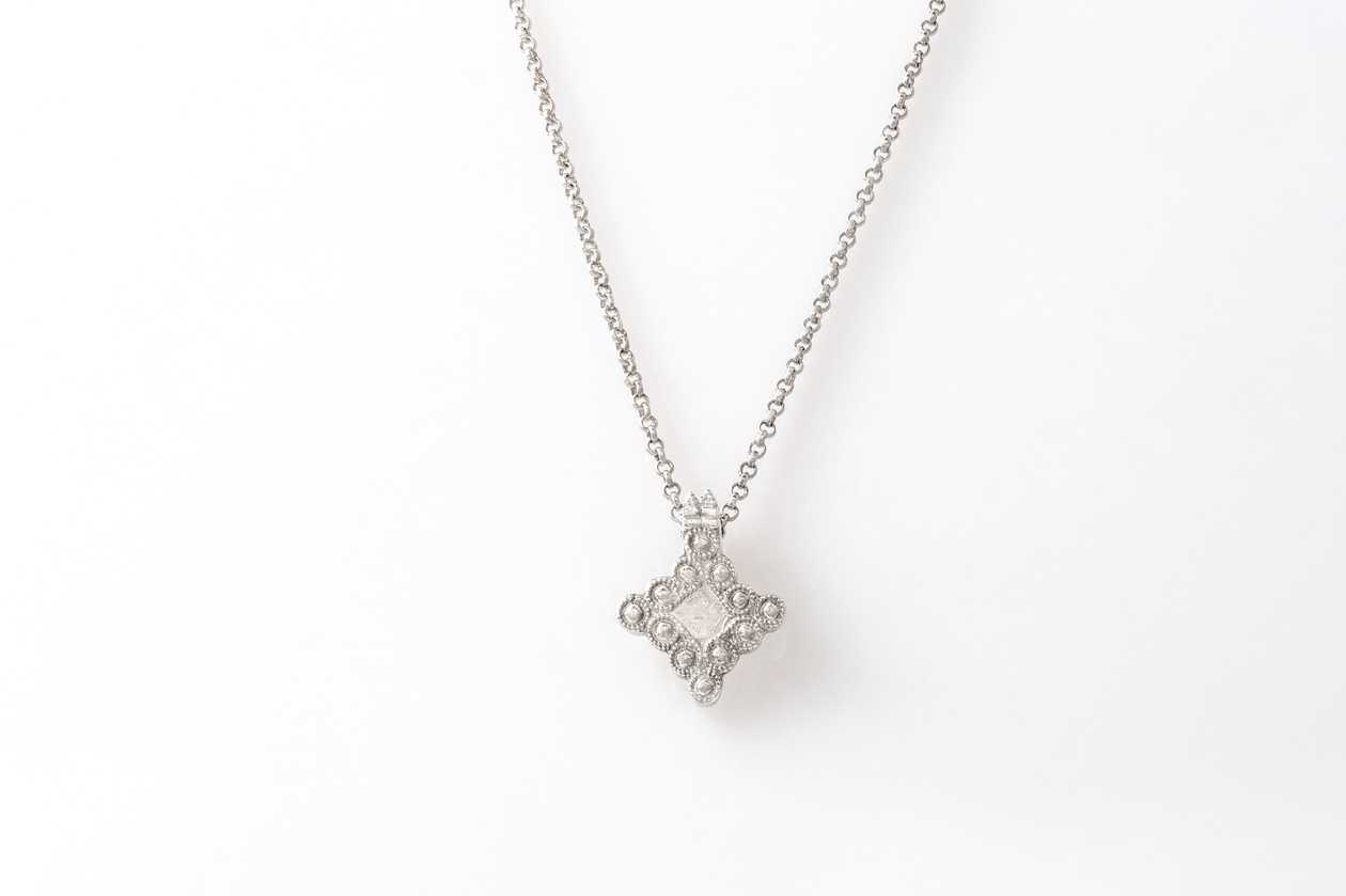 Rhombic Pendant