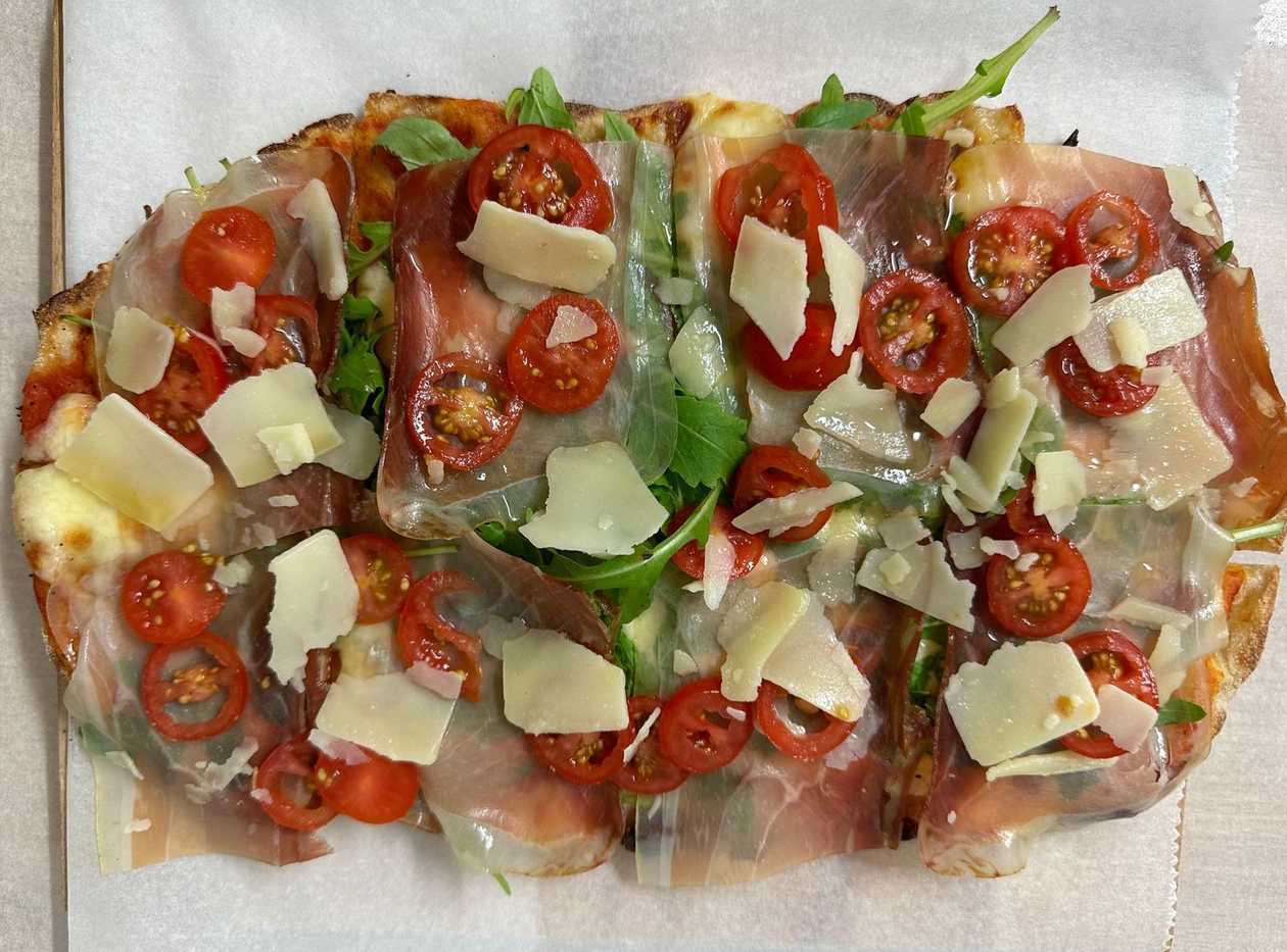 Crudo pinsa