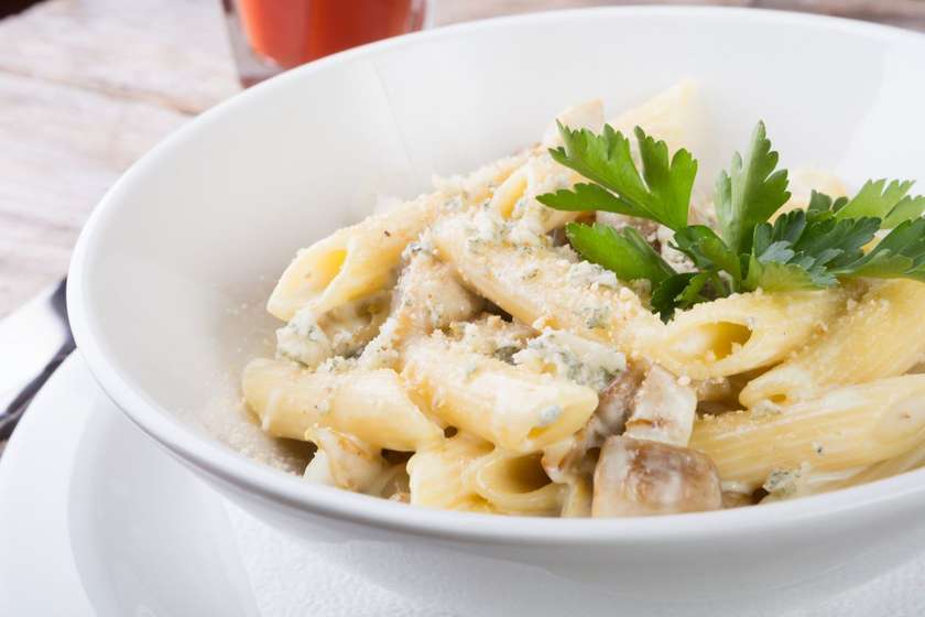 Fuzi pasta with chicken