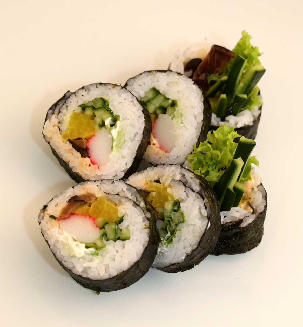 Futomaki Kanikama Roll