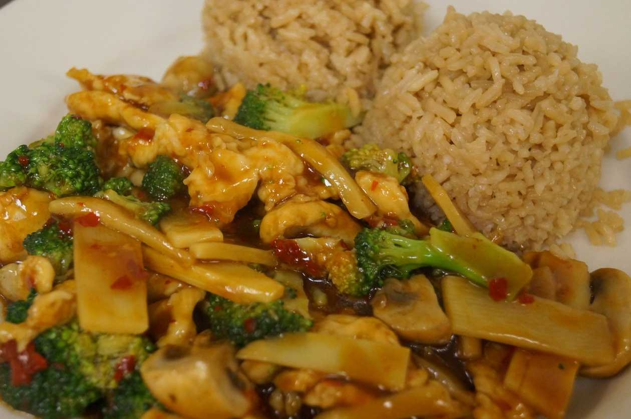 Hunan chicken with rice