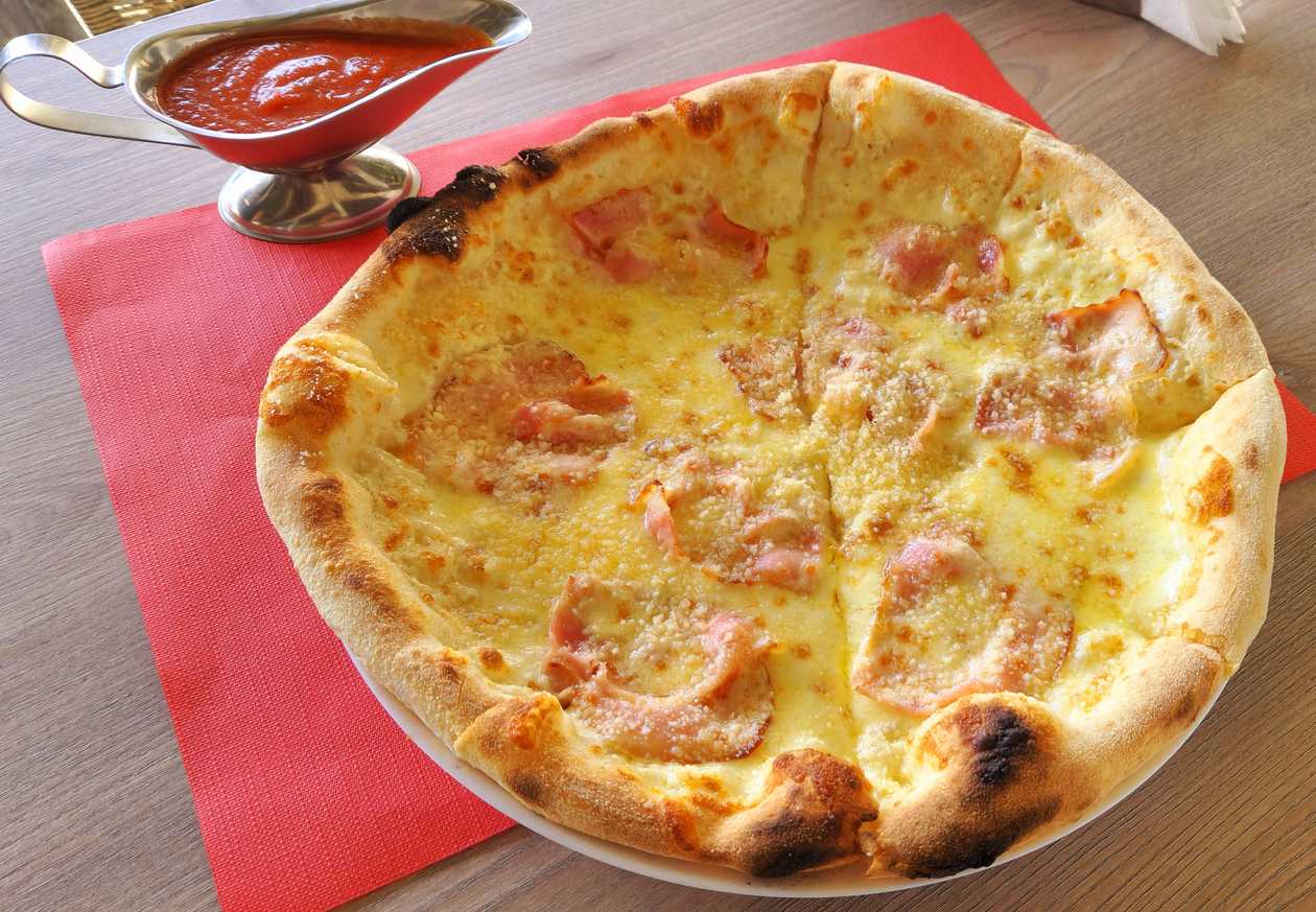 Pizza Carbonara