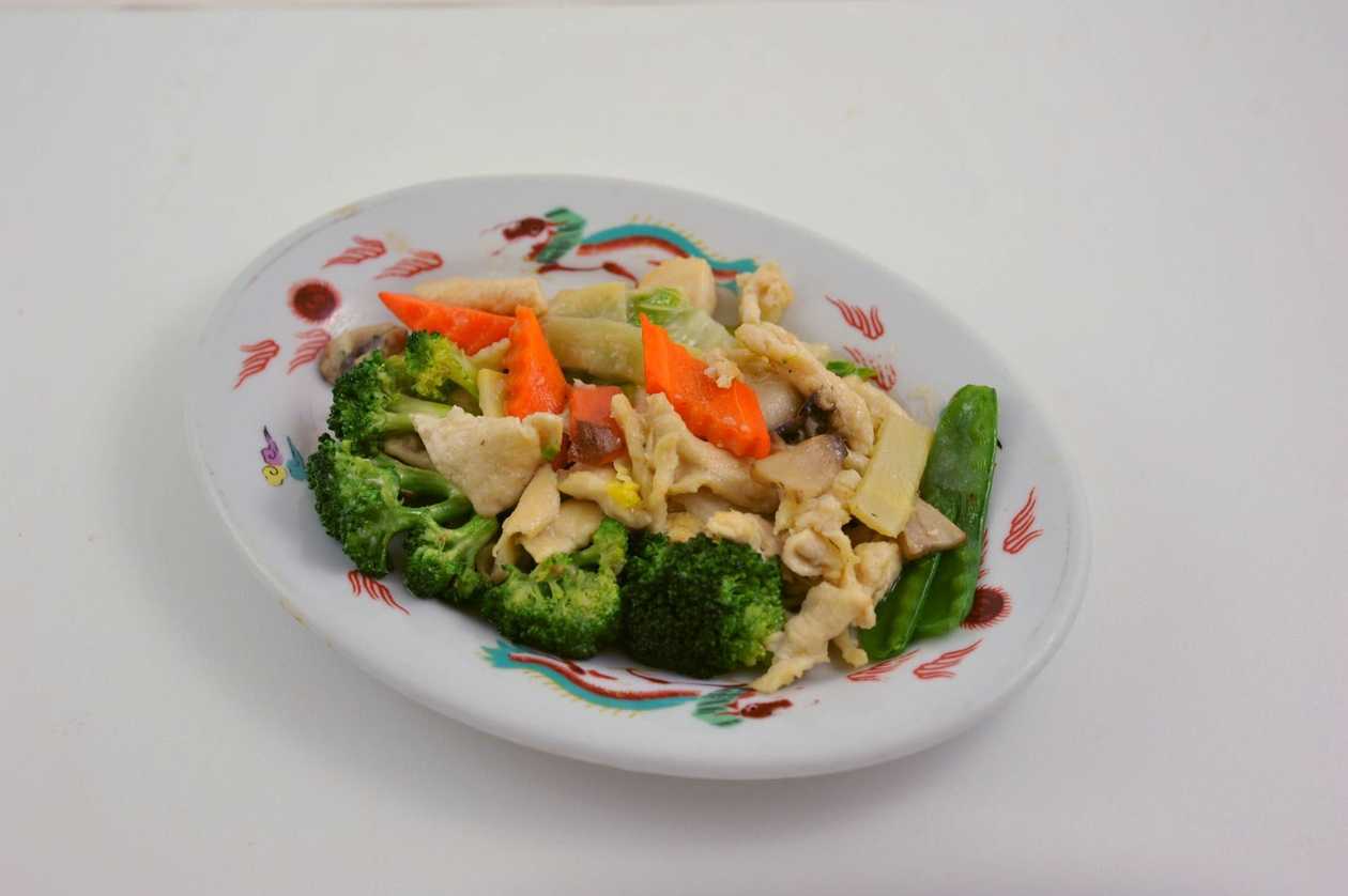 51. Chicken with vegetables