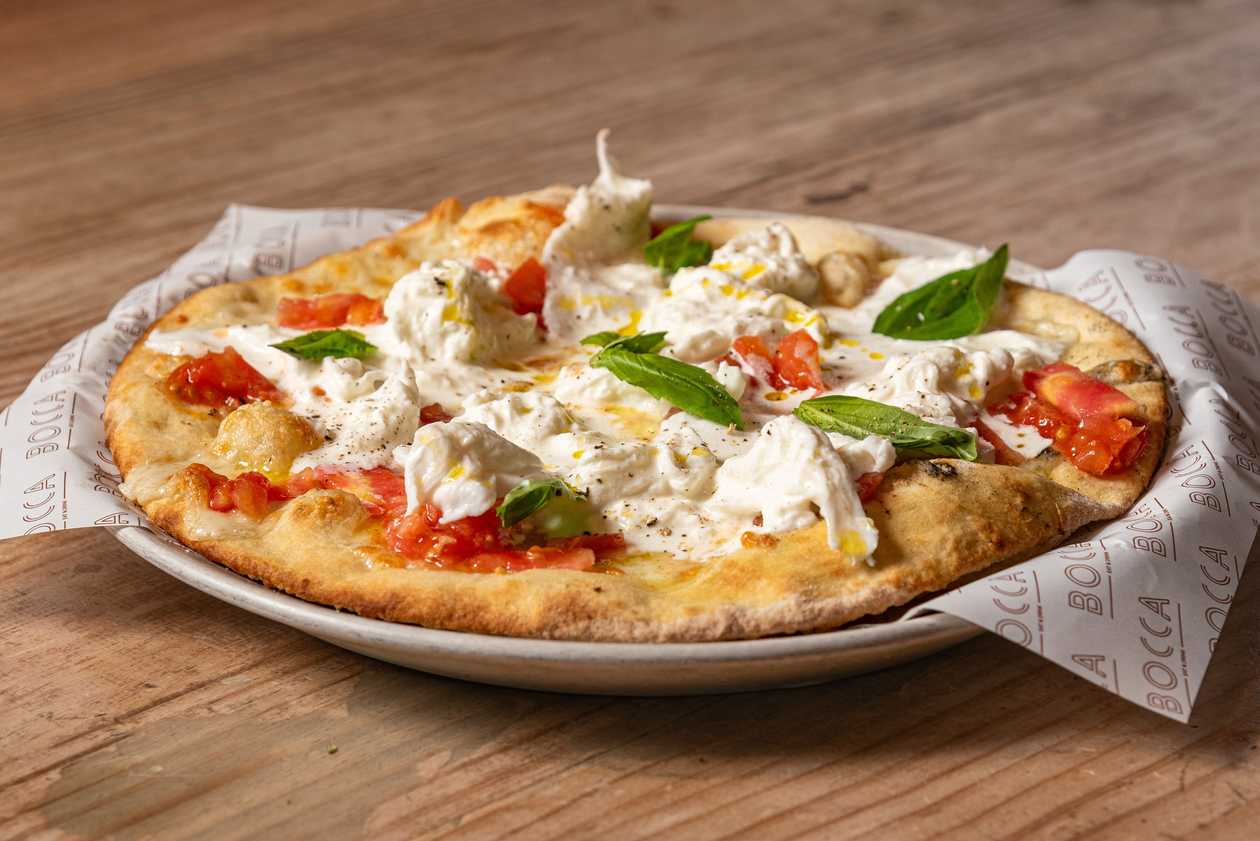Pizza Base with Burrata