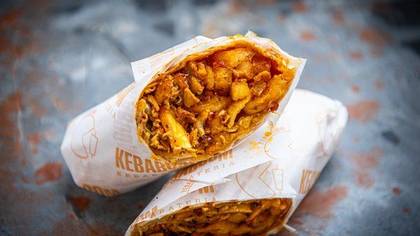 Döner friikartulitega (väike)