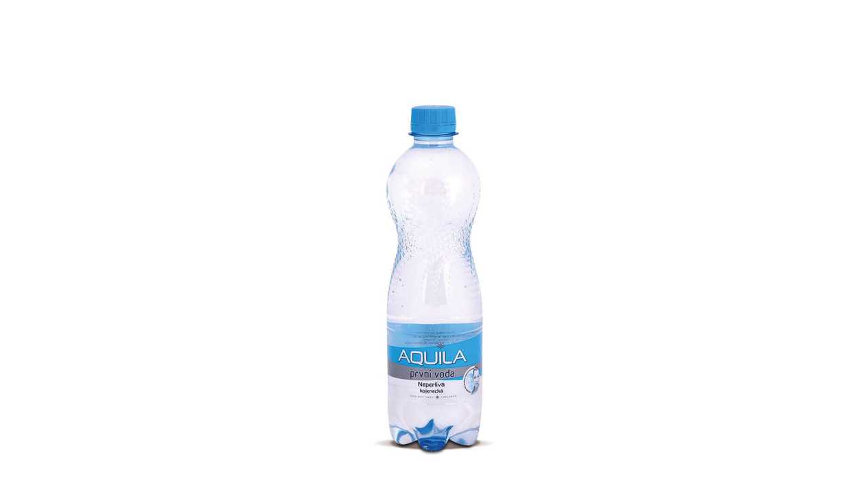 Neperlivá voda Aquila 0,5l