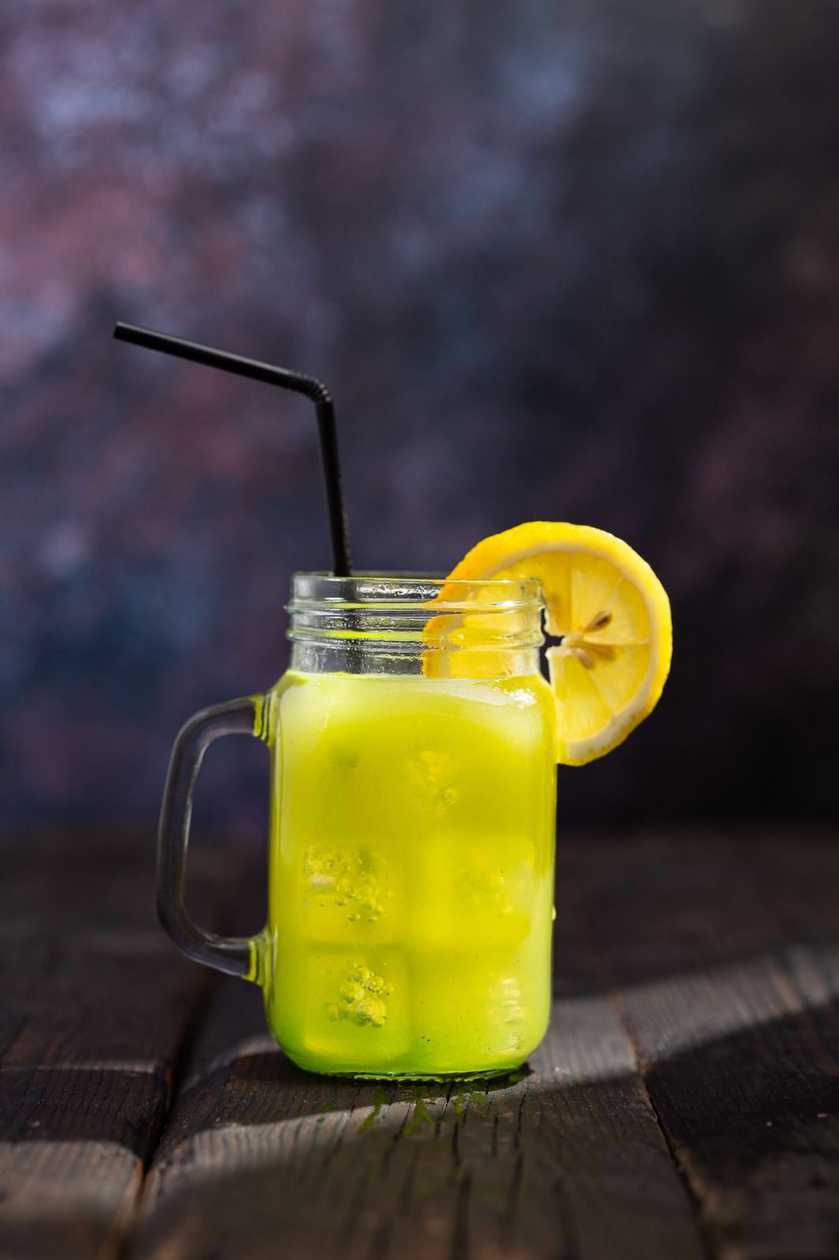 Mango lemonade