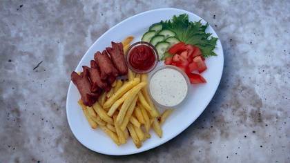 Fried Potatoes with Sausages