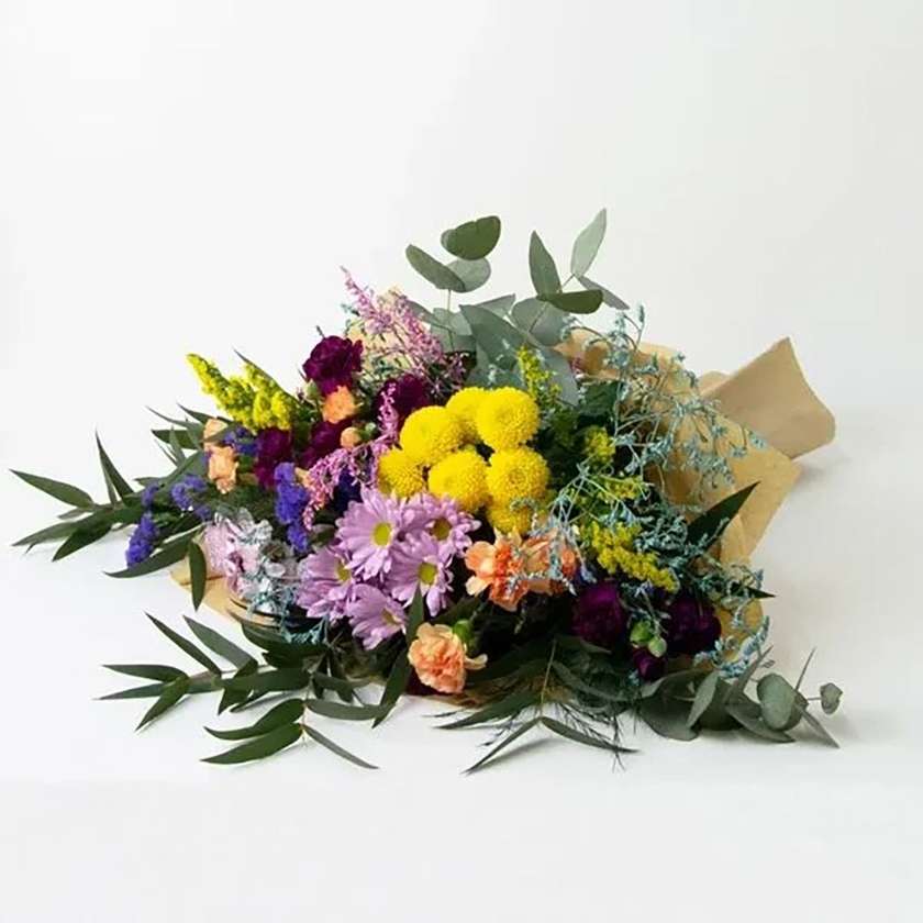 Field flowers style bouquet