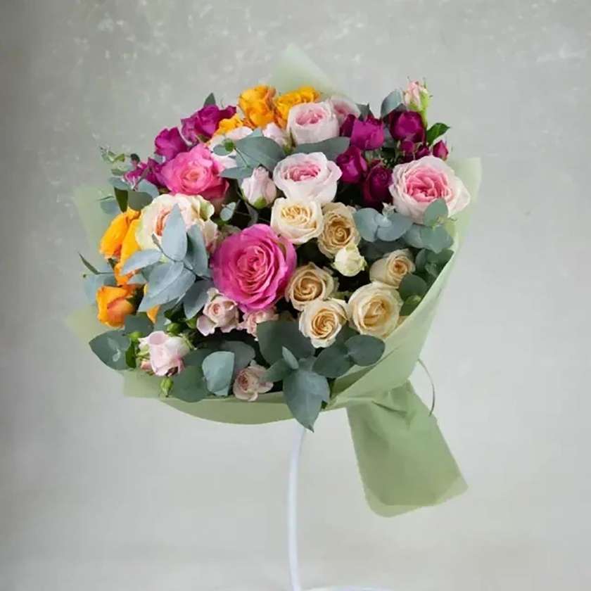 Rainbow bouquet of roses