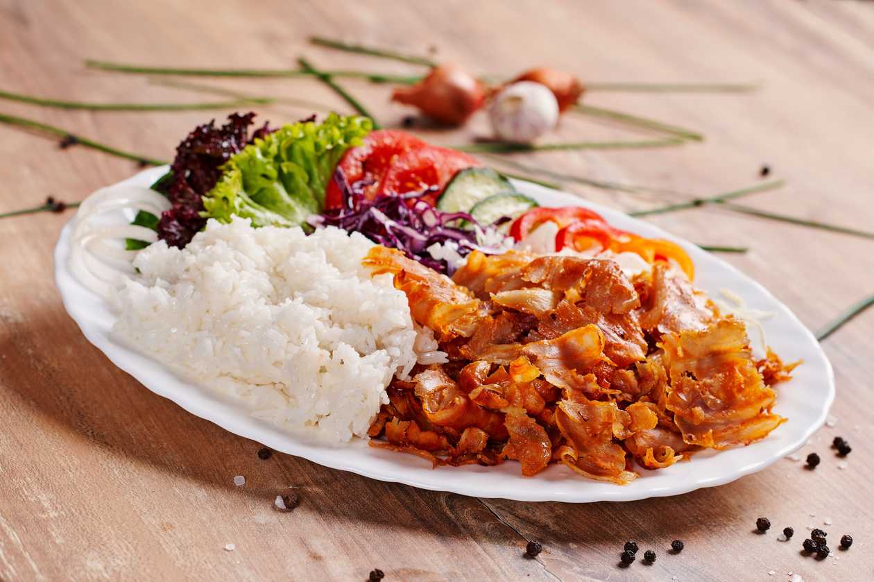 Döner kebap plate with rice (small)