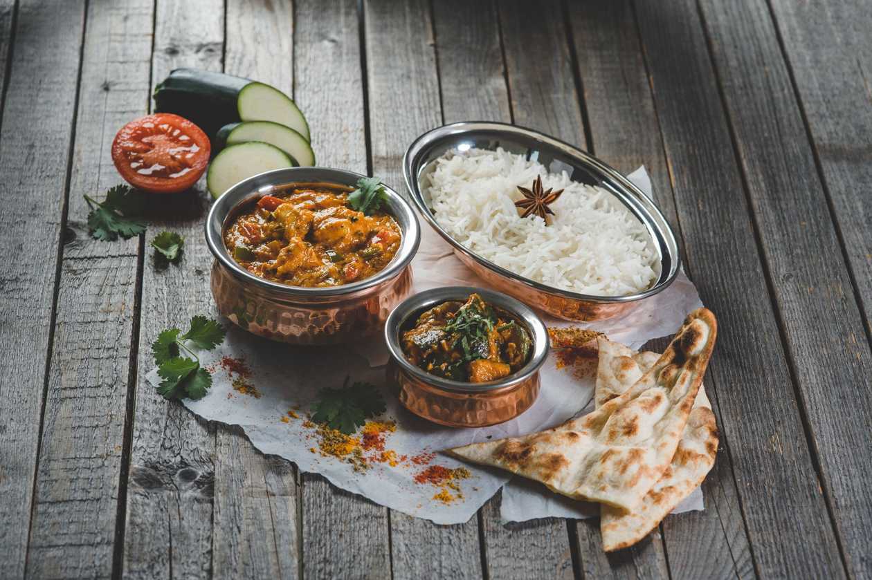 Denní Non Veg. CHICKEN ADRAKI + Polévka a nápoj