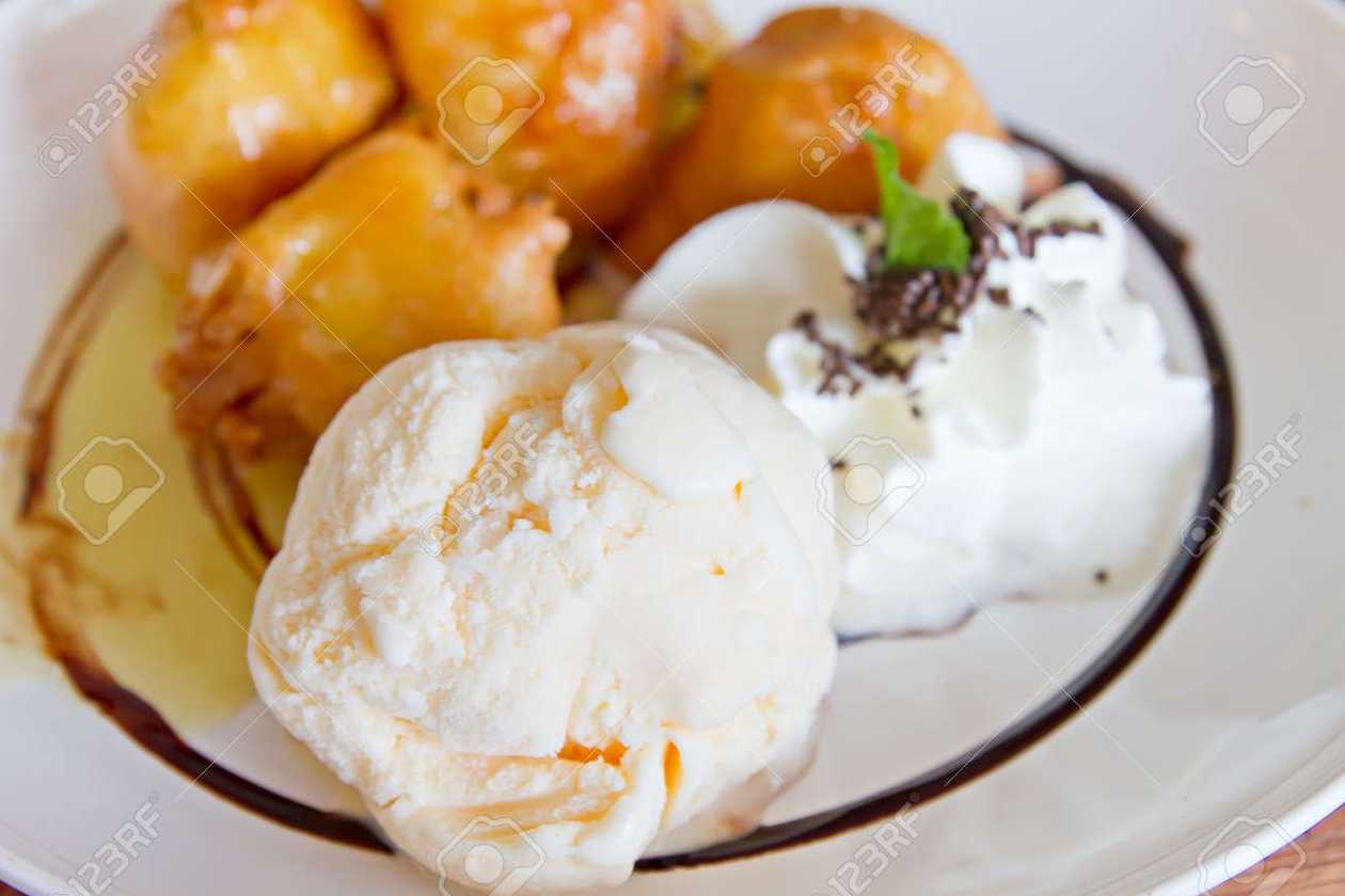 120,BANANA FRITTERS WITH VANILA ICE CREAM